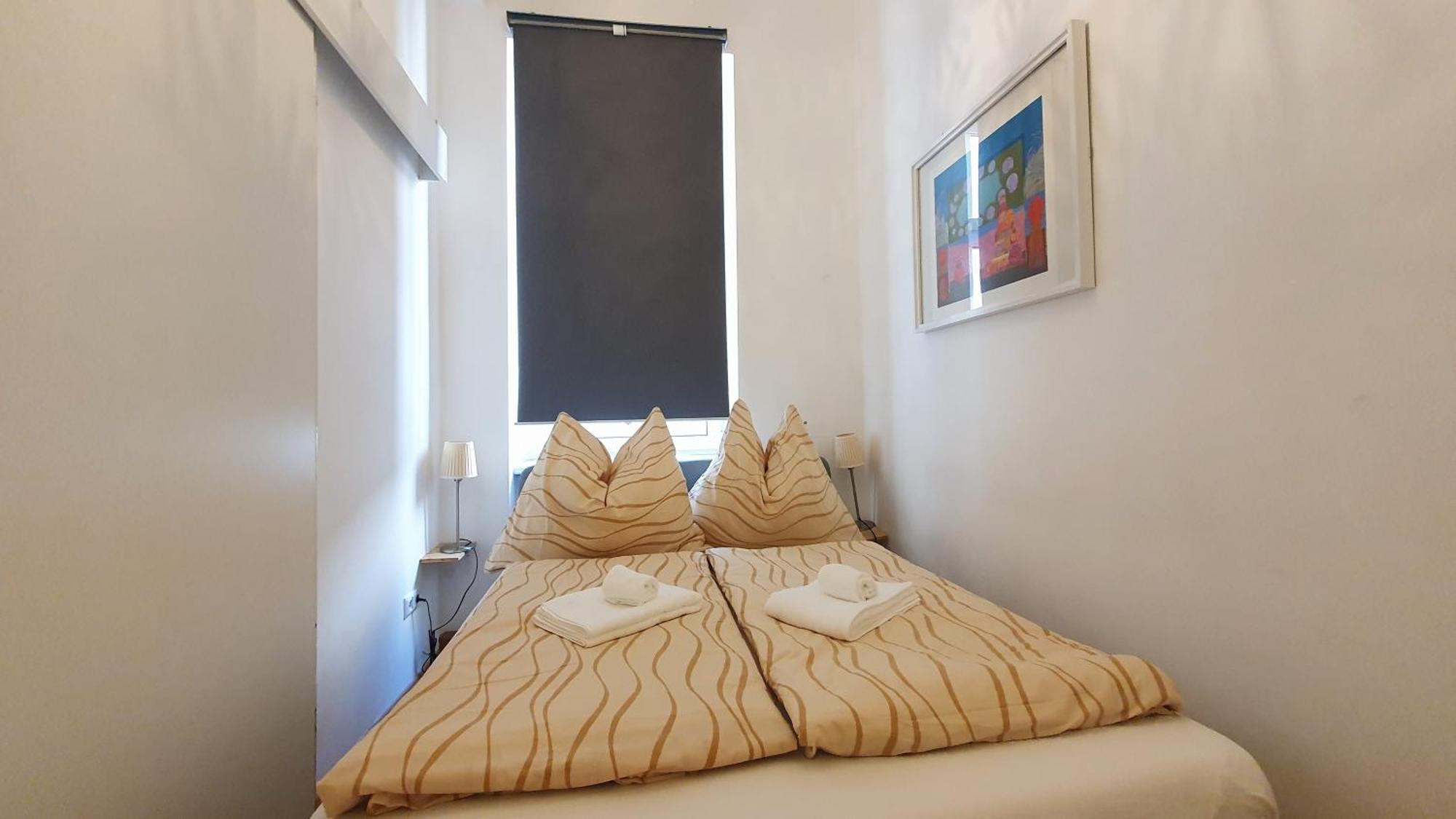 Quiet 2-Room Flat, Walking Distance To City Centre Wina Bagian luar foto