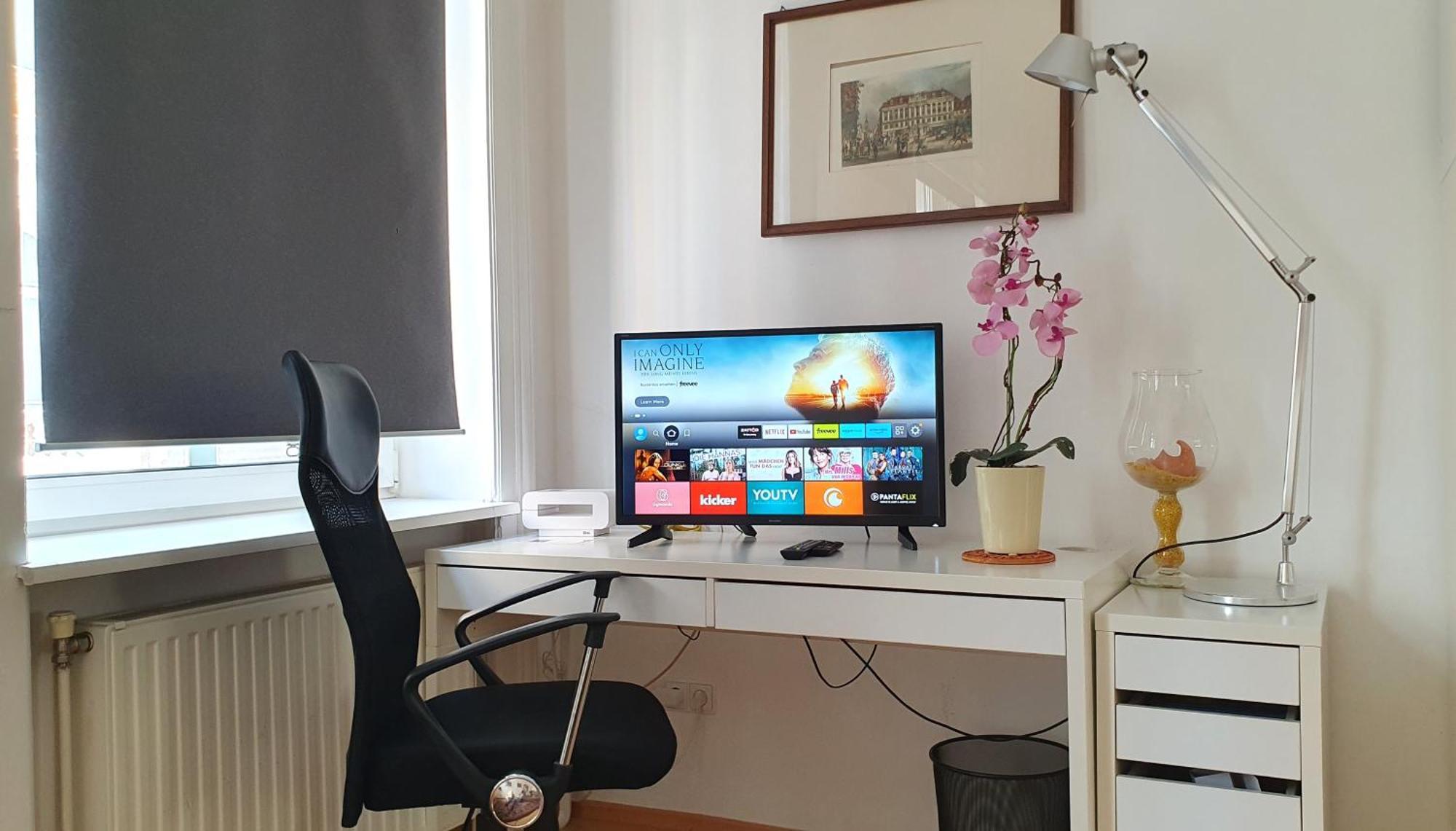 Quiet 2-Room Flat, Walking Distance To City Centre Wina Bagian luar foto